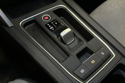 harmaa SEAT Leon Sportstourer 2025 kuva 32.