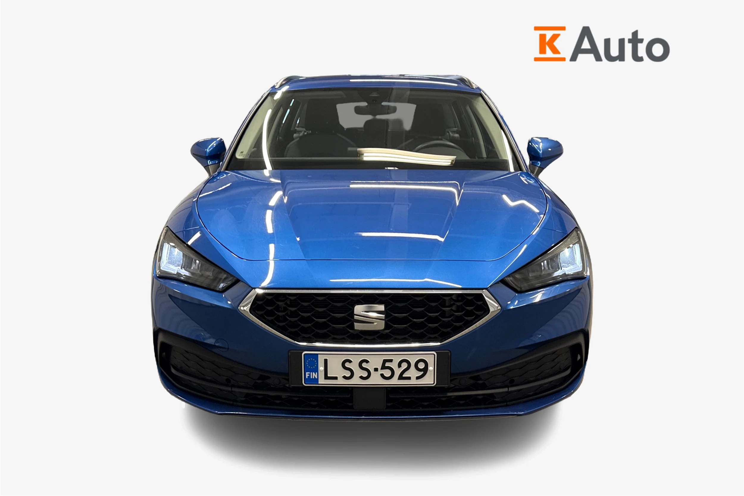 sininen SEAT Leon Sportstourer 2025 kuva 5.