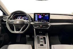 sininen SEAT Leon Sportstourer 2025 kuva 9.