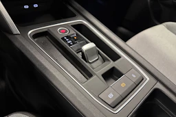 sininen SEAT Leon Sportstourer 2025 kuva 26.