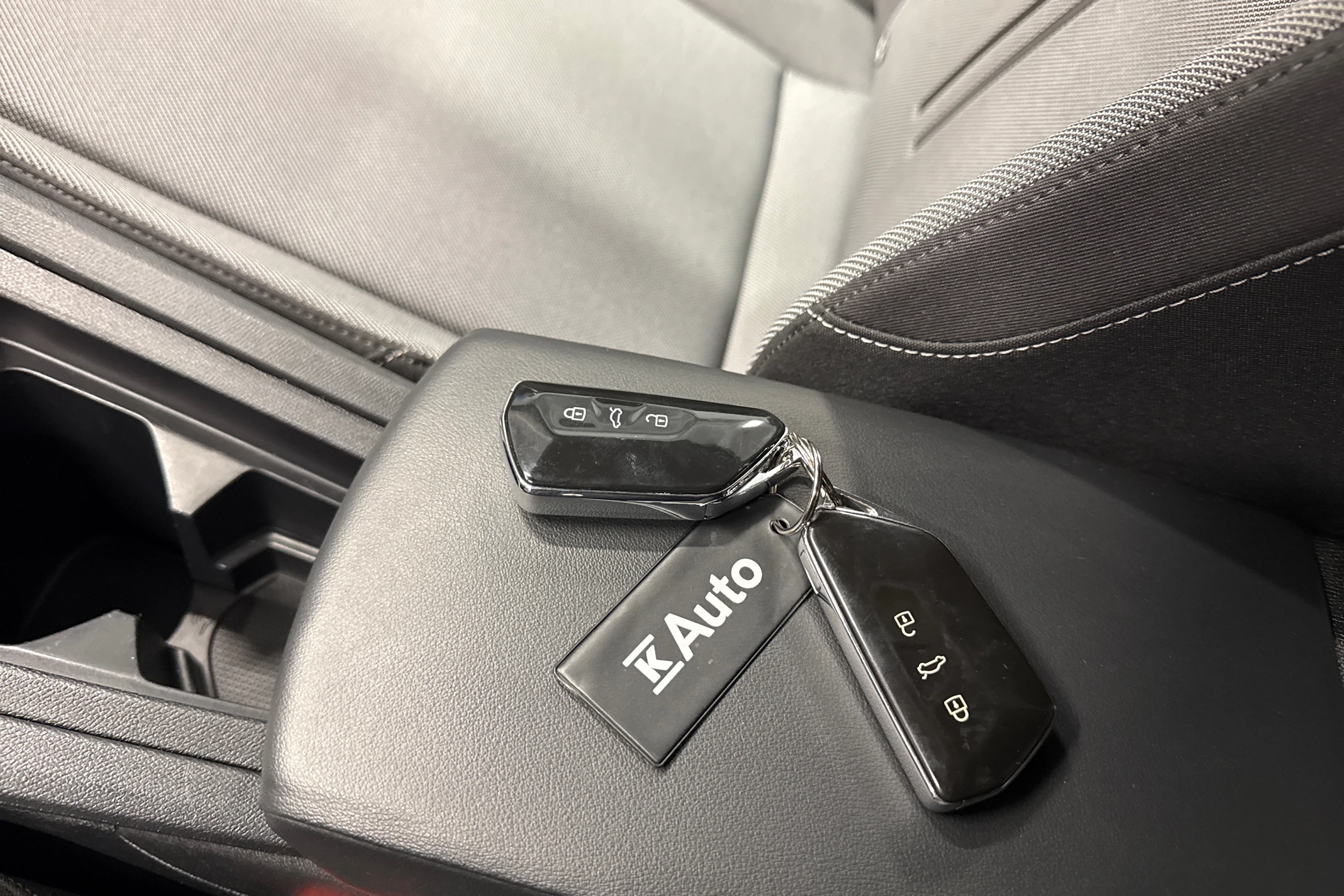 sininen SEAT Leon Sportstourer 2025 kuva 29.