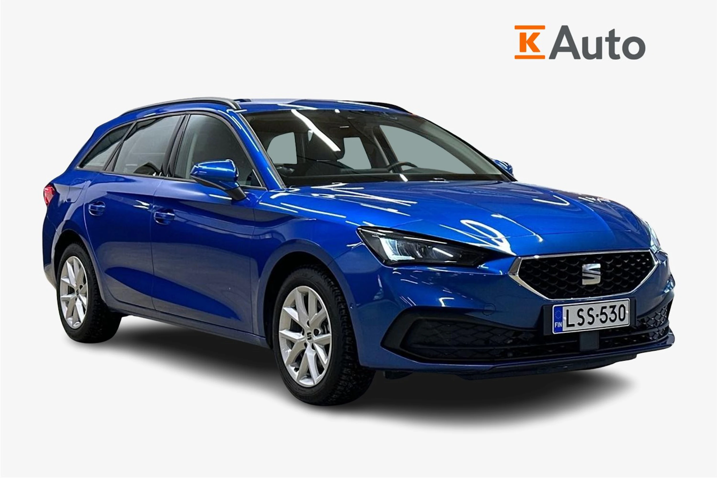 sininen SEAT Leon Sportstourer 2025 kuva 4.