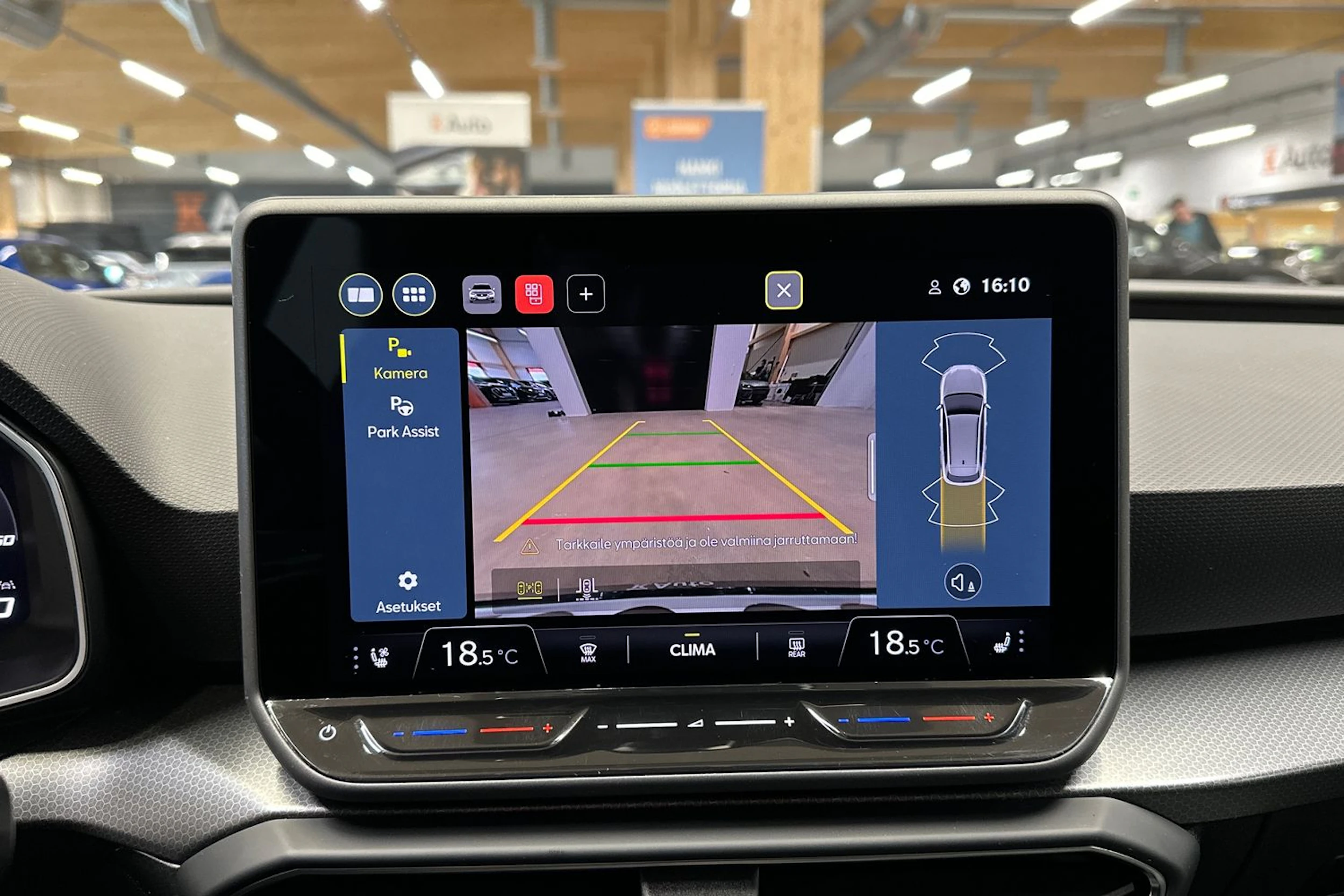 sininen SEAT Leon Sportstourer 2025 kuva 19.