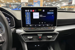 sininen SEAT Leon Sportstourer 2025 kuva 21.