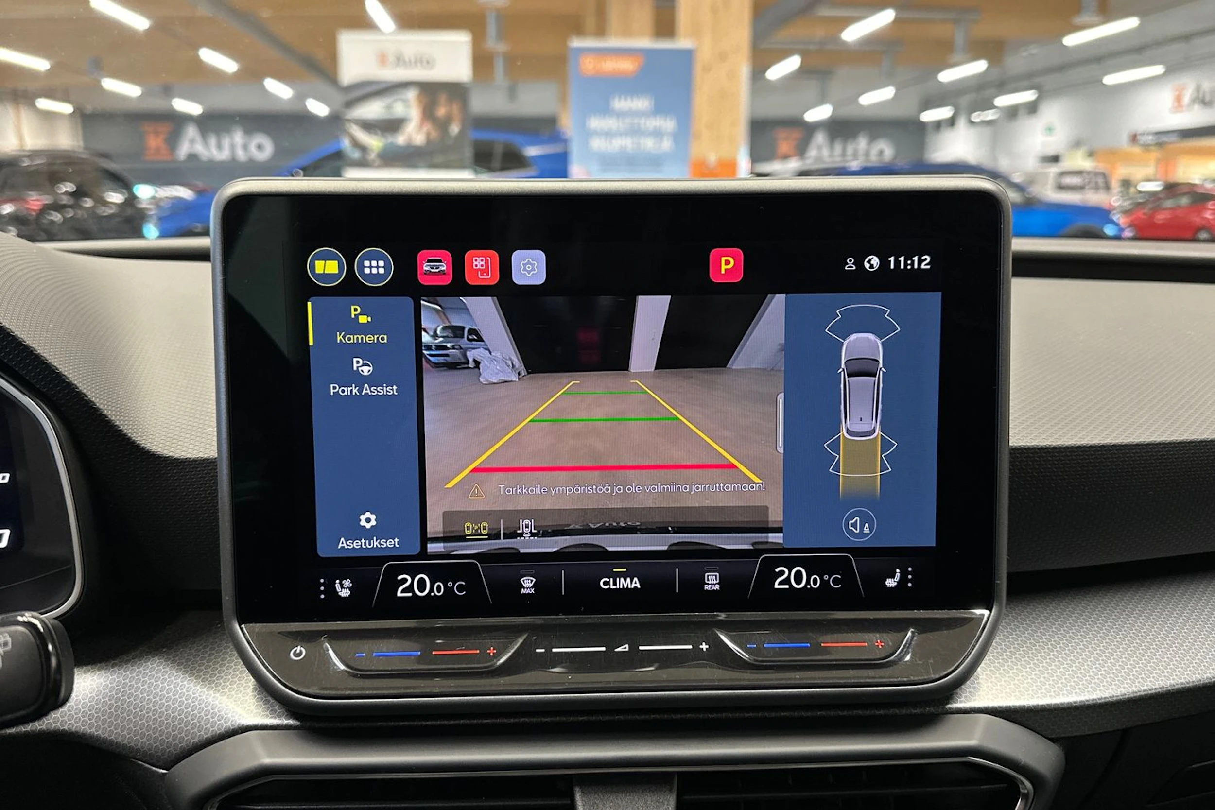 valkoinen SEAT Leon Sportstourer 2025 kuva 19.