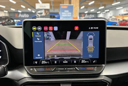 valkoinen SEAT Leon Sportstourer 2025 kuva 19.