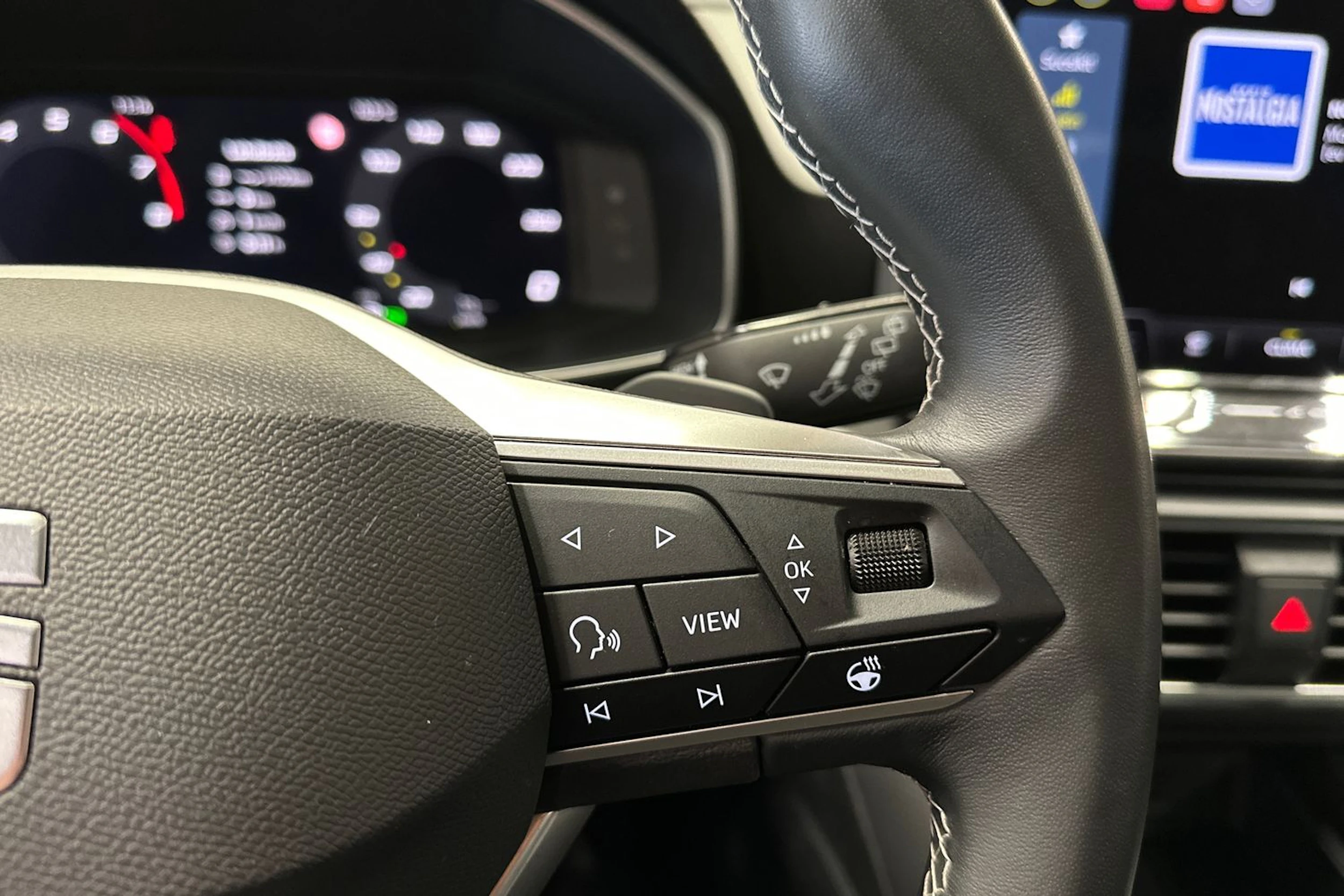 valkoinen SEAT Leon Sportstourer 2025 kuva 25.