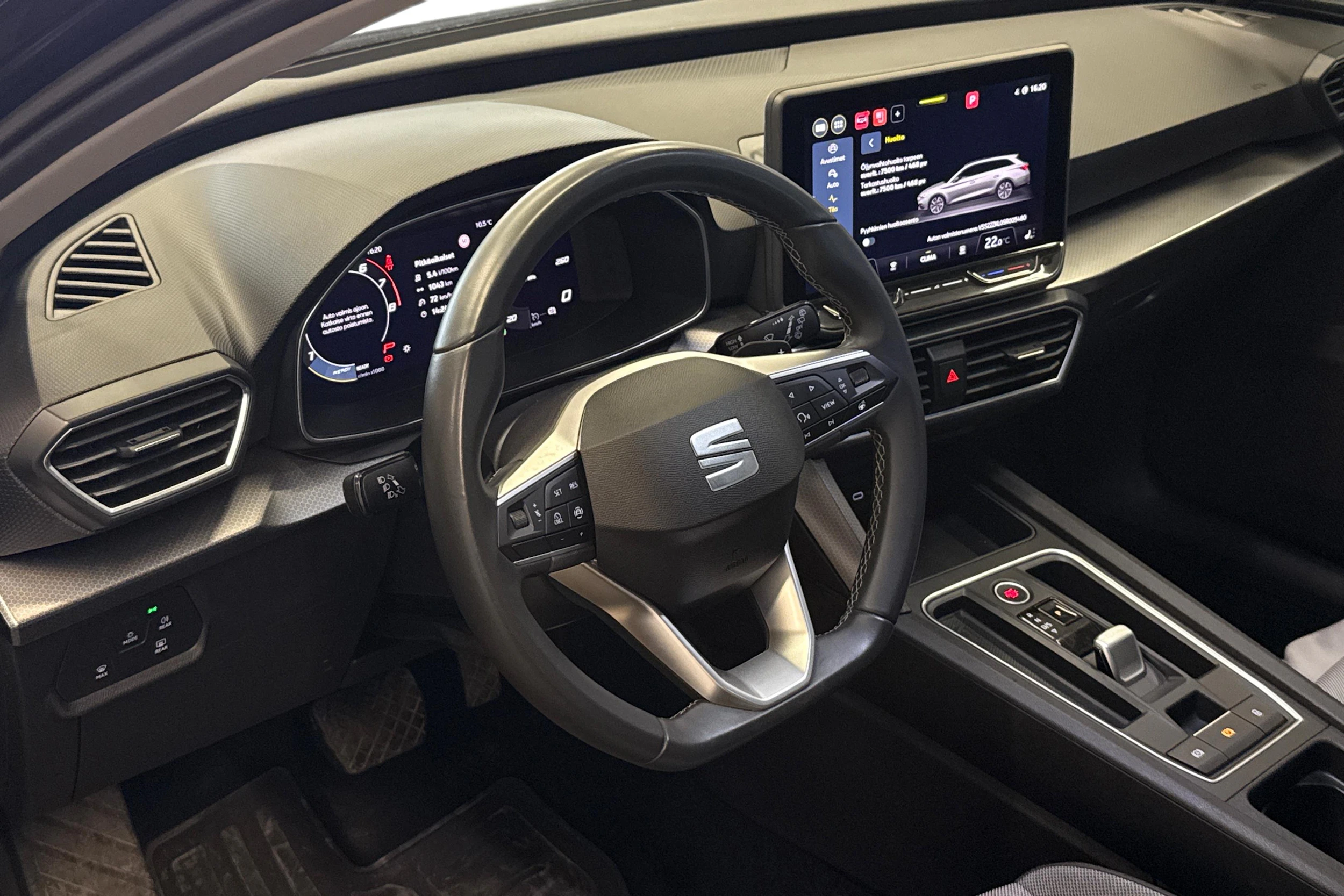 harmaa SEAT Leon Sportstourer 2025 kuva 3.