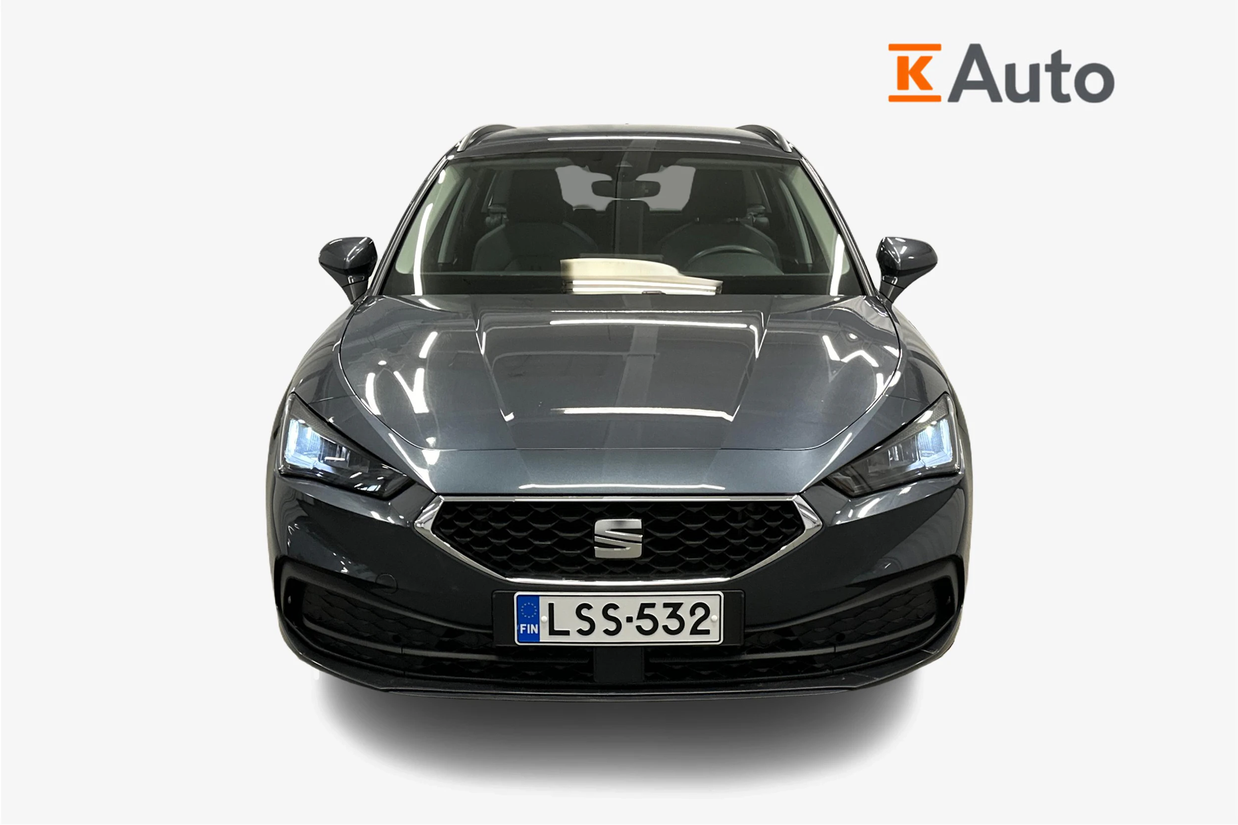 harmaa SEAT Leon Sportstourer 2025 kuva 5.