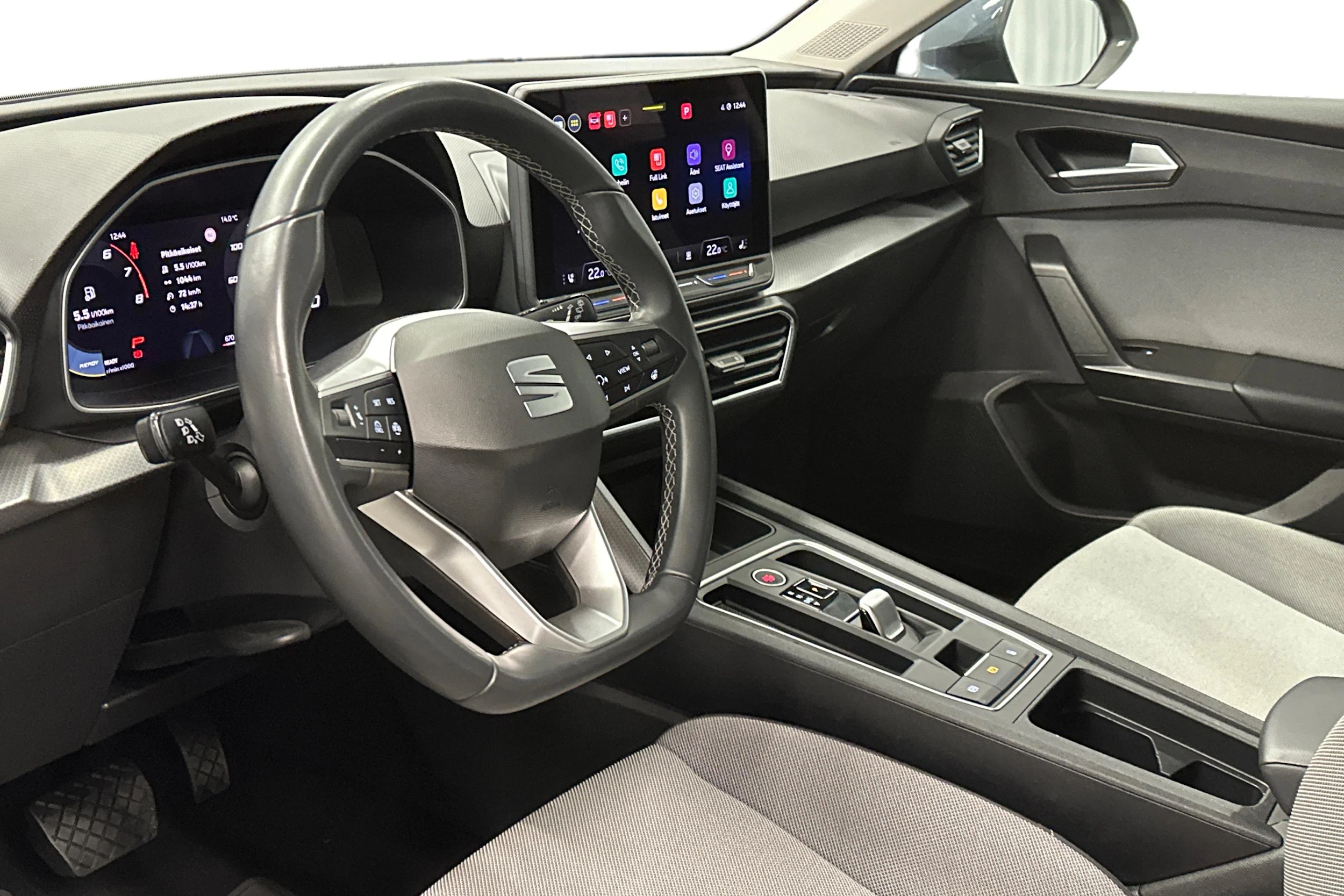 harmaa SEAT Leon Sportstourer 2025 kuva 8.