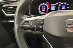 harmaa SEAT Leon Sportstourer 2025 kuva 15.
