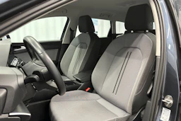 harmaa SEAT Leon Sportstourer 2025 kuva 27.