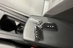 harmaa SEAT Leon Sportstourer 2025 kuva 29.