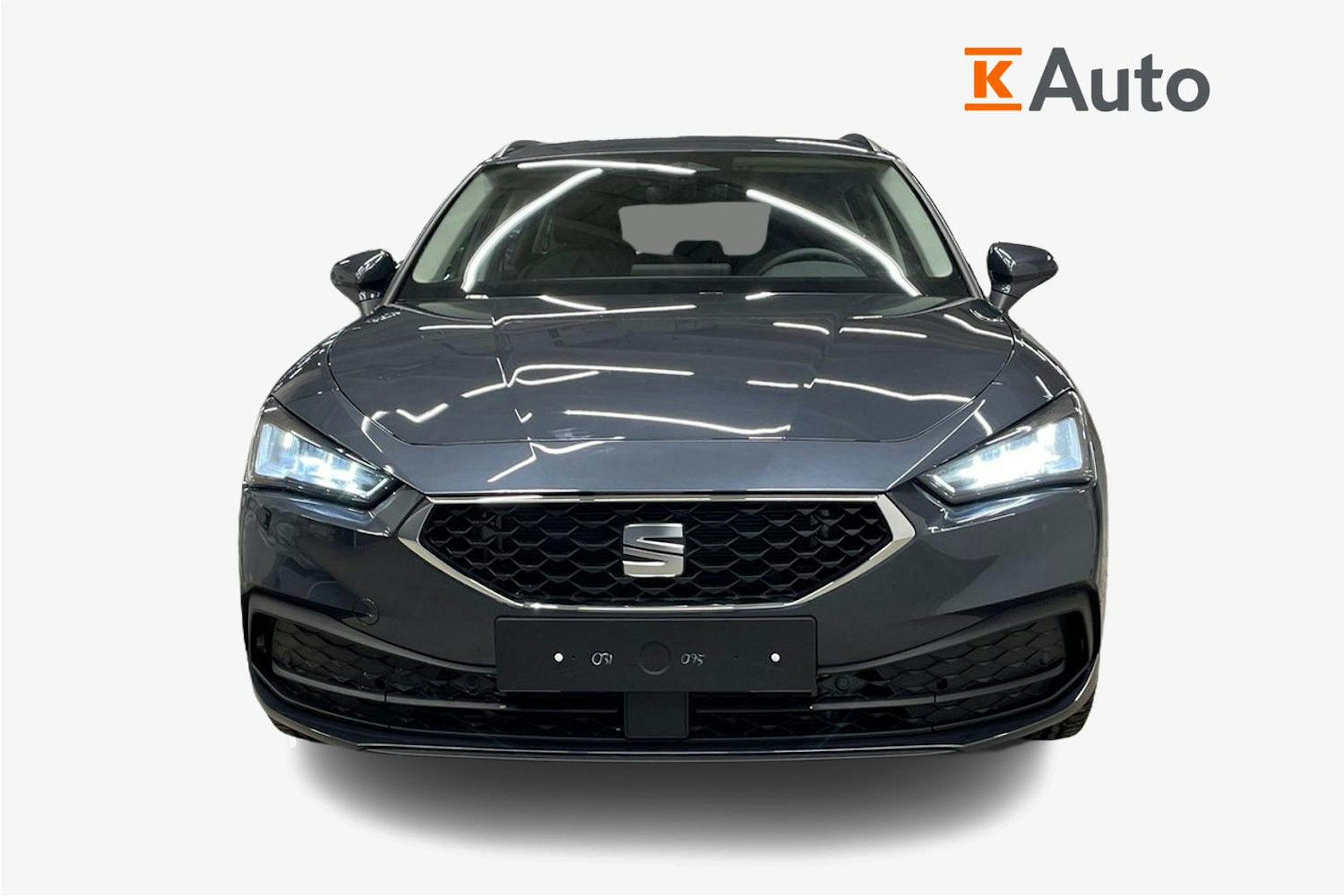 met. harmaa SEAT Leon Sportstourer 2025 kuva 4.