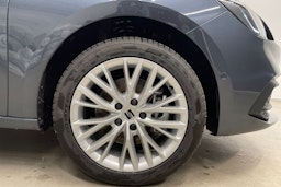 met. harmaa SEAT Leon Sportstourer 2025 kuva 10.