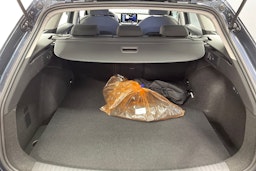 met. harmaa SEAT Leon Sportstourer 2025 kuva 13.