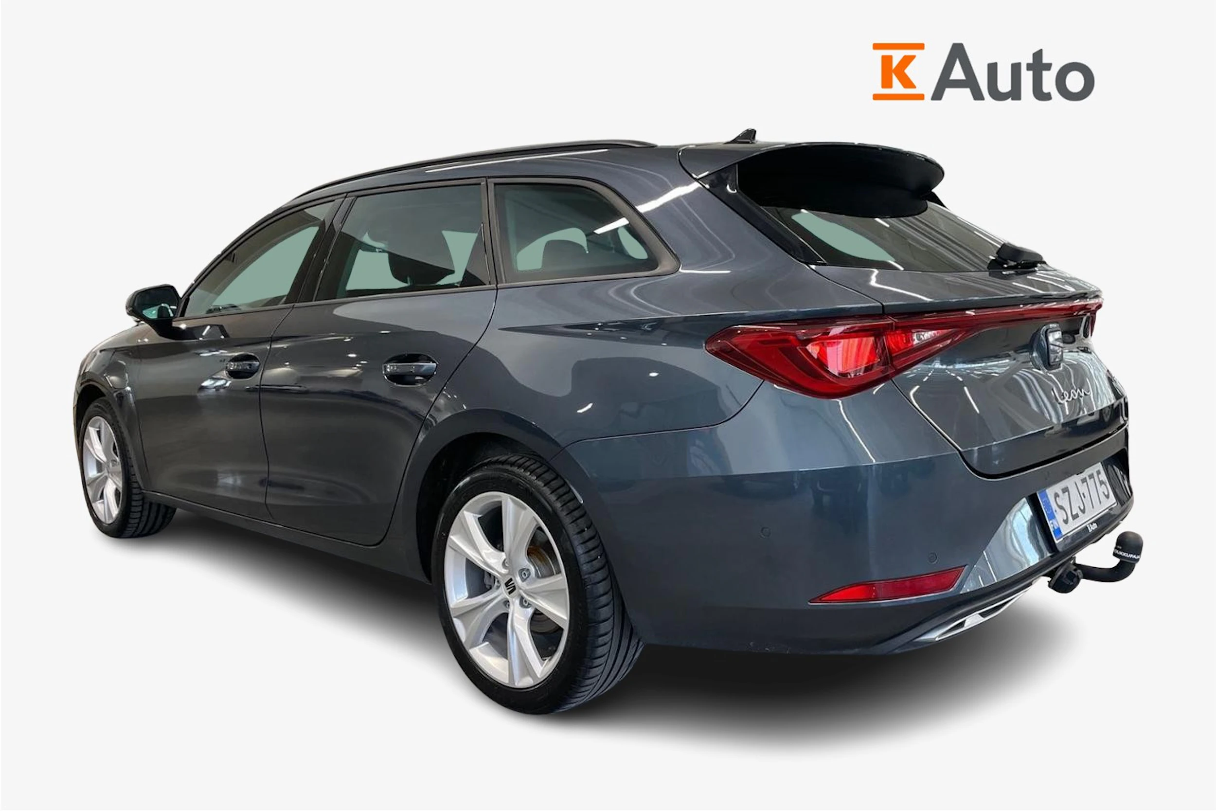 harmaa SEAT Leon Sportstourer 2025 kuva 2.