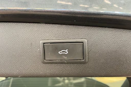 harmaa SEAT Leon Sportstourer 2025 kuva 13.