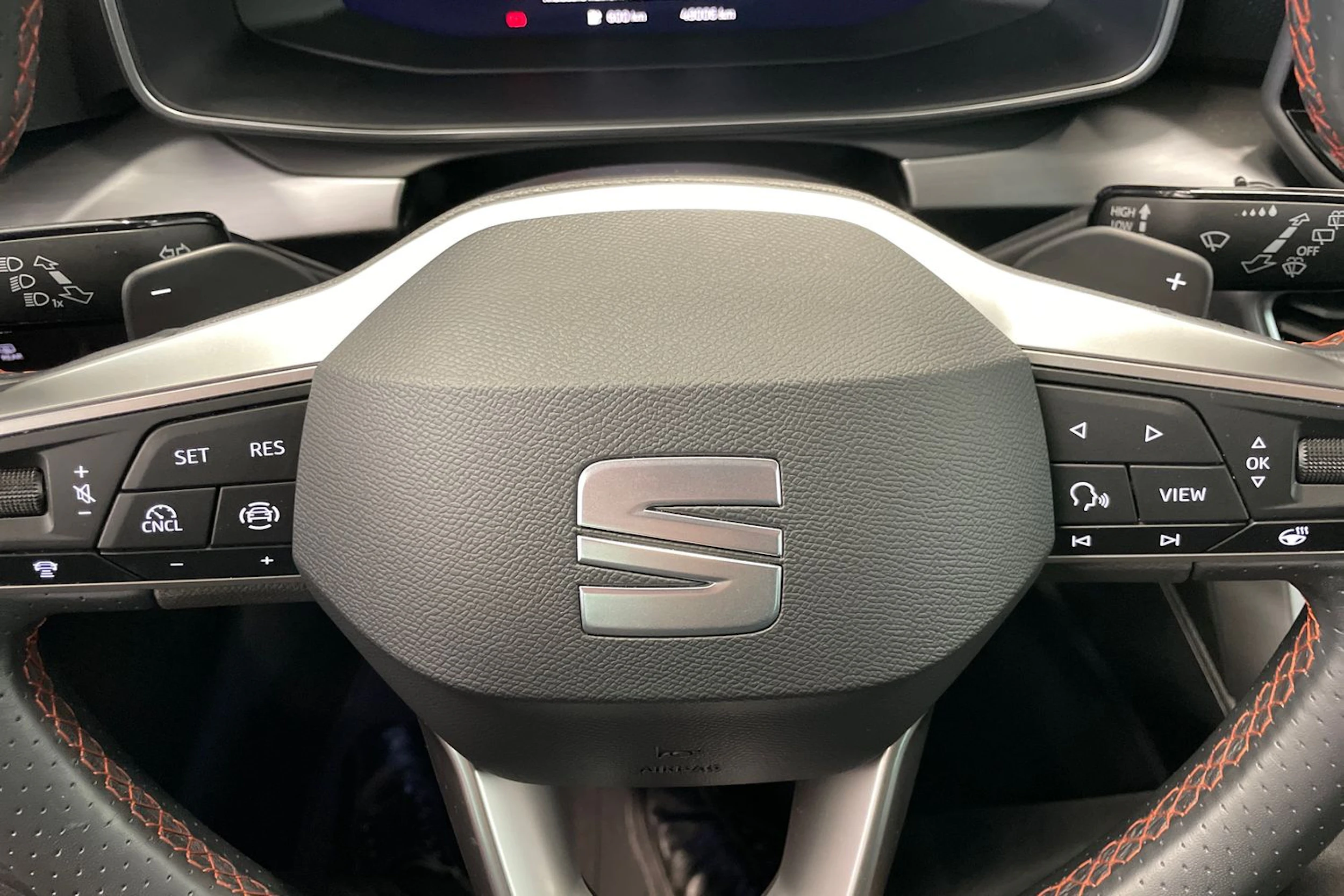 harmaa SEAT Leon Sportstourer 2025 kuva 23.