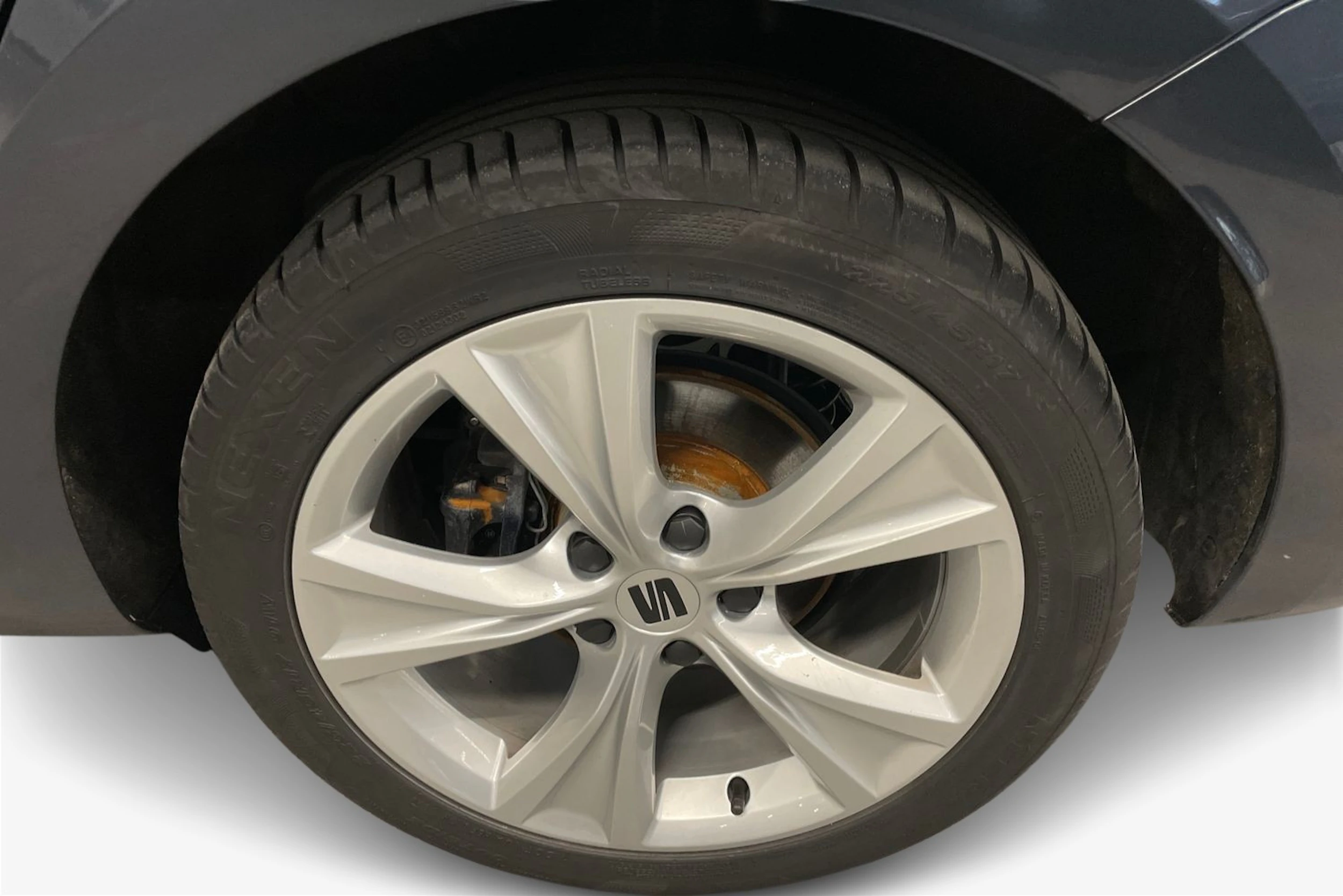 harmaa SEAT Leon Sportstourer 2025 kuva 9.