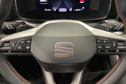 harmaa SEAT Leon Sportstourer 2025 kuva 24.