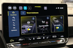 valkoinen SEAT Leon Sportstourer 2025 kuva 27.