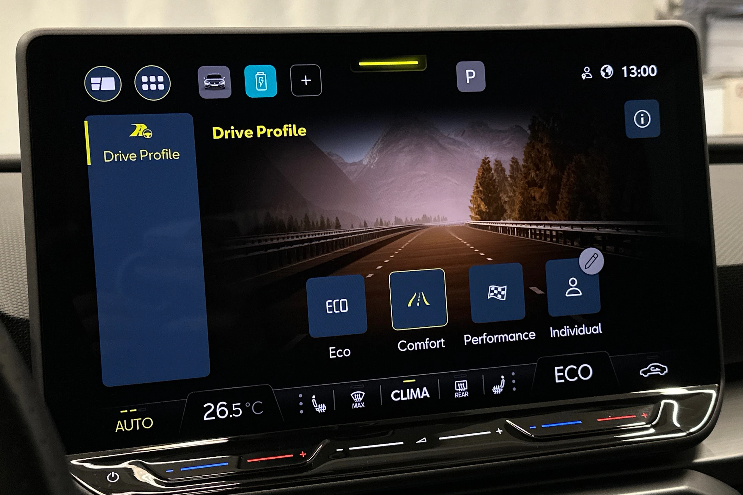 valkoinen SEAT Leon Sportstourer 2025 kuva 31.