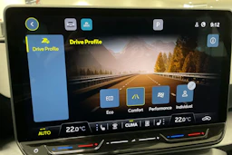 valkoinen SEAT Leon Sportstourer 2025 kuva 17.