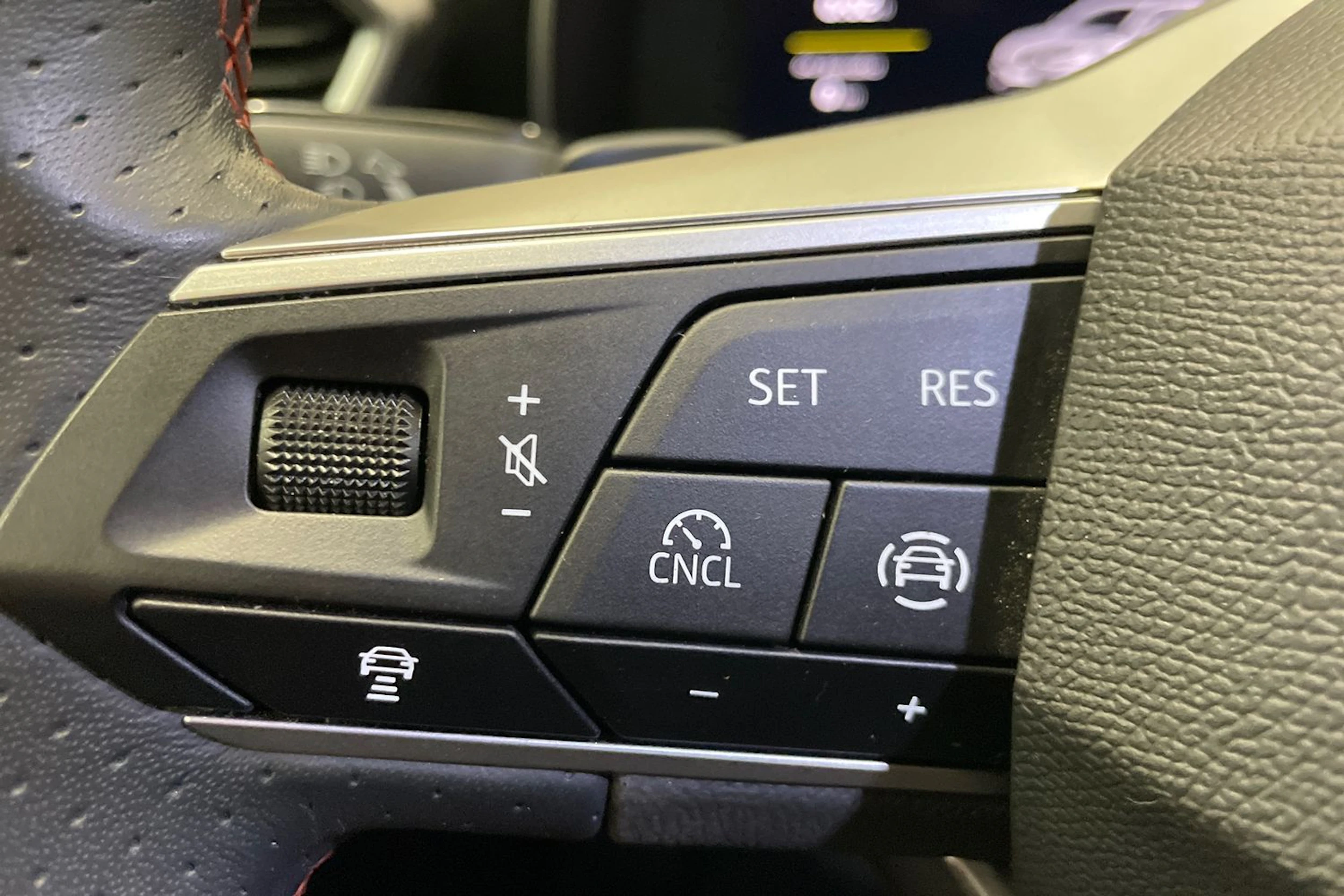 valkoinen SEAT Leon Sportstourer 2025 kuva 27.