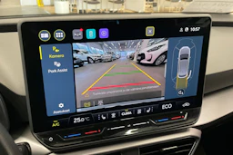 musta SEAT Leon Sportstourer 2025 kuva 11.