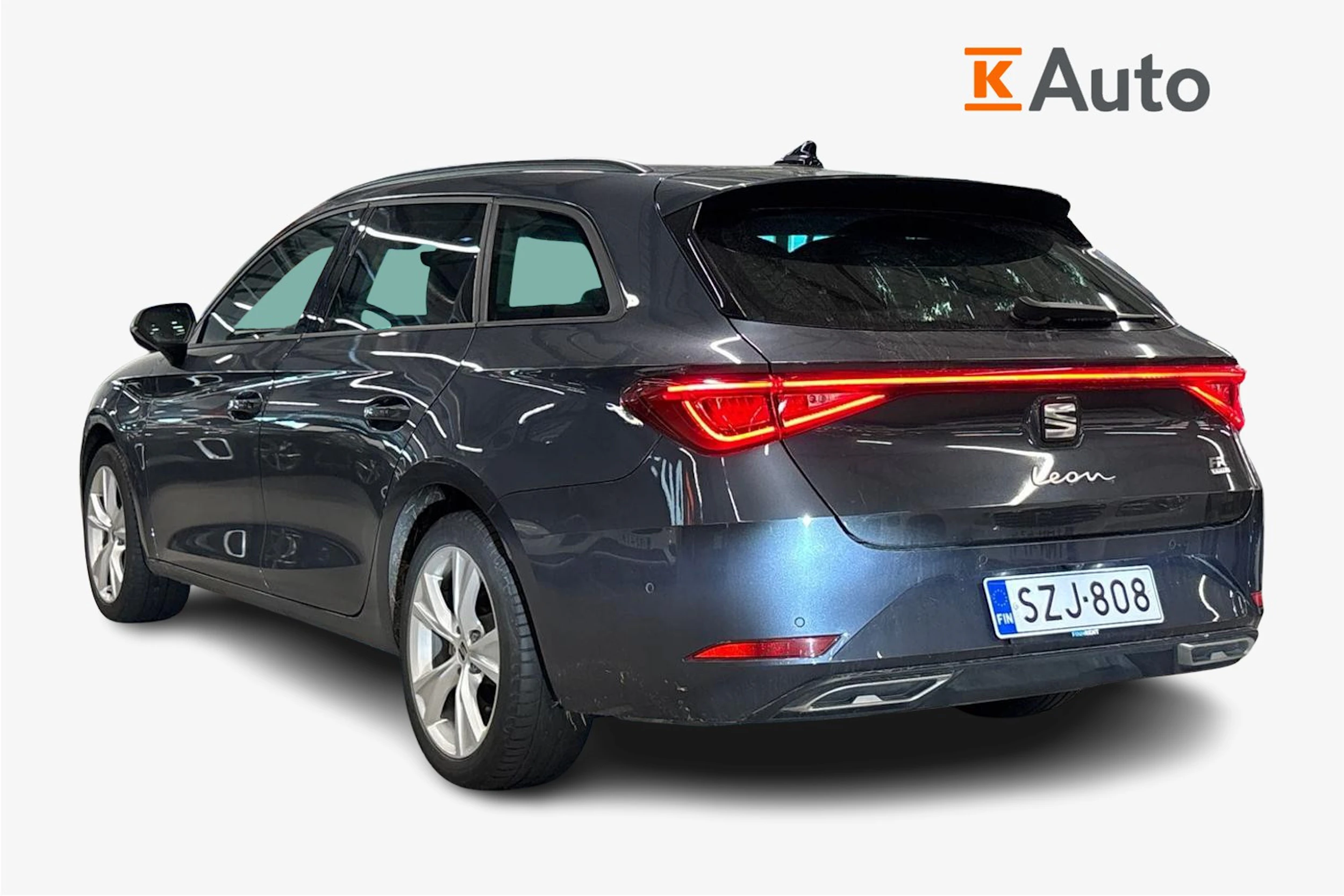 harmaa SEAT Leon Sportstourer 2025 kuva 2.