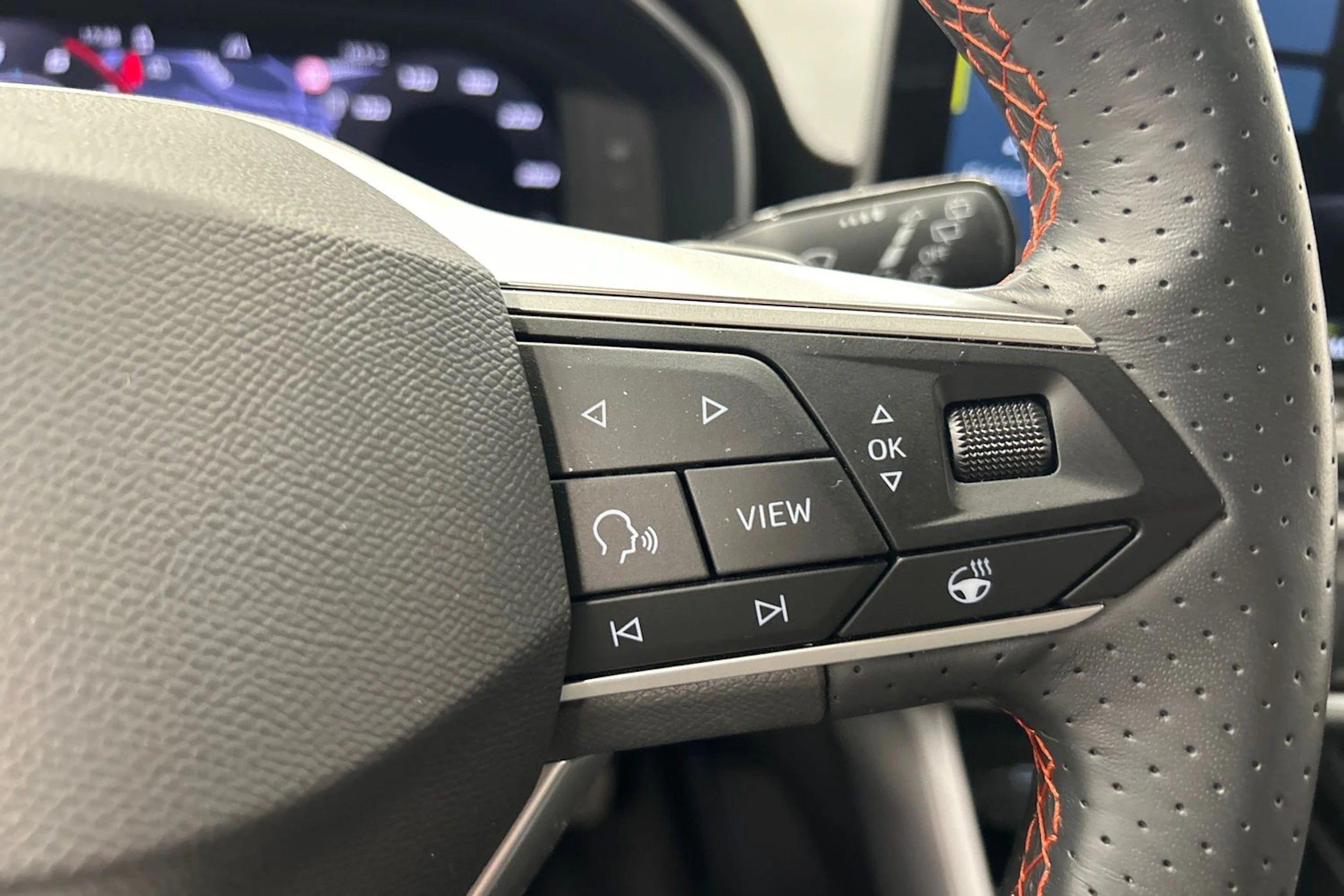 harmaa SEAT Leon Sportstourer 2025 kuva 18.