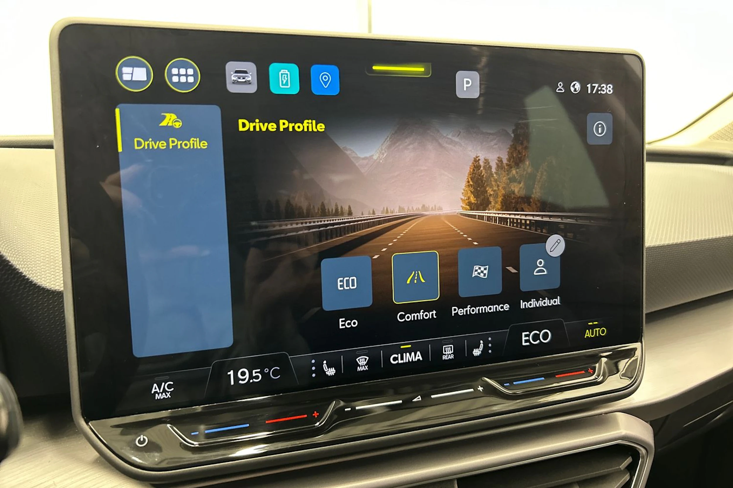 harmaa SEAT Leon Sportstourer 2025 kuva 20.