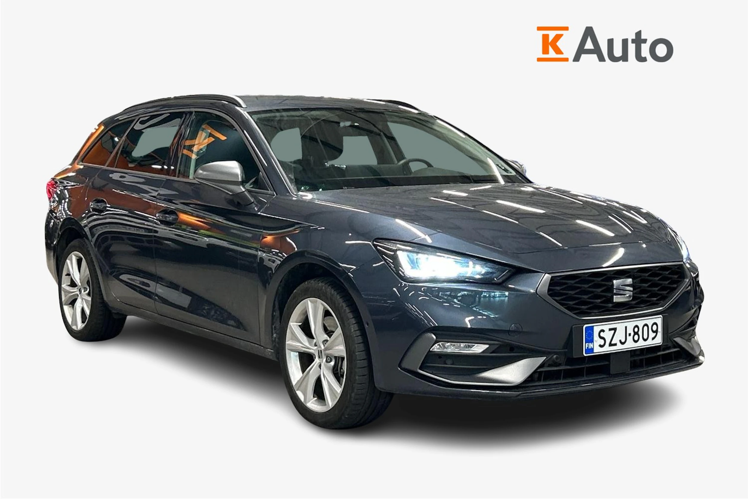 harmaa SEAT Leon Sportstourer 2025 kuva 1.