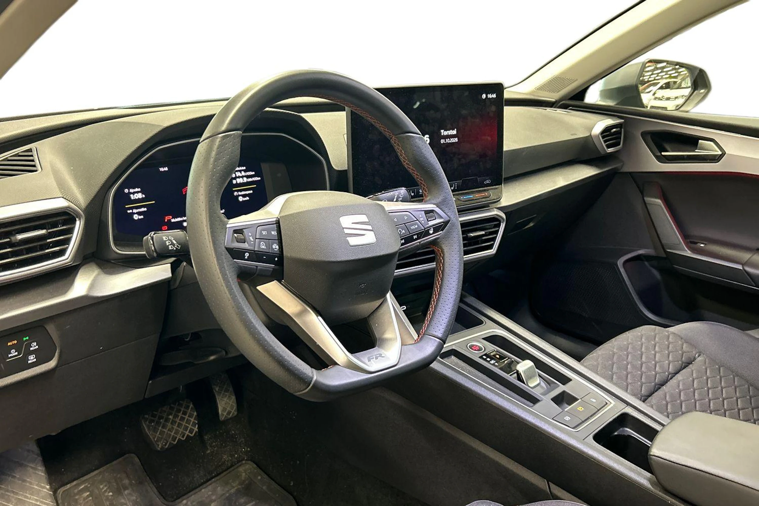 harmaa SEAT Leon Sportstourer 2025 kuva 3.