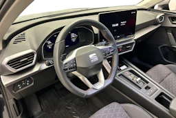 harmaa SEAT Leon Sportstourer 2025 kuva 6.