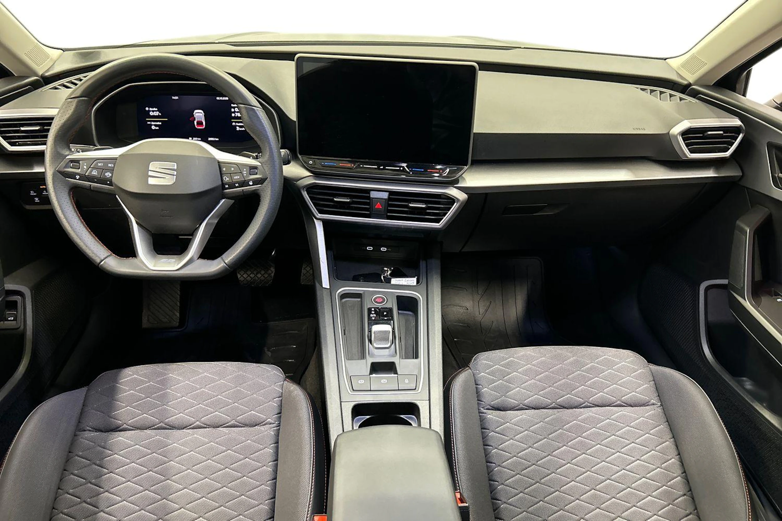 harmaa SEAT Leon Sportstourer 2025 kuva 7.