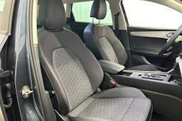harmaa SEAT Leon Sportstourer 2025 kuva 11.