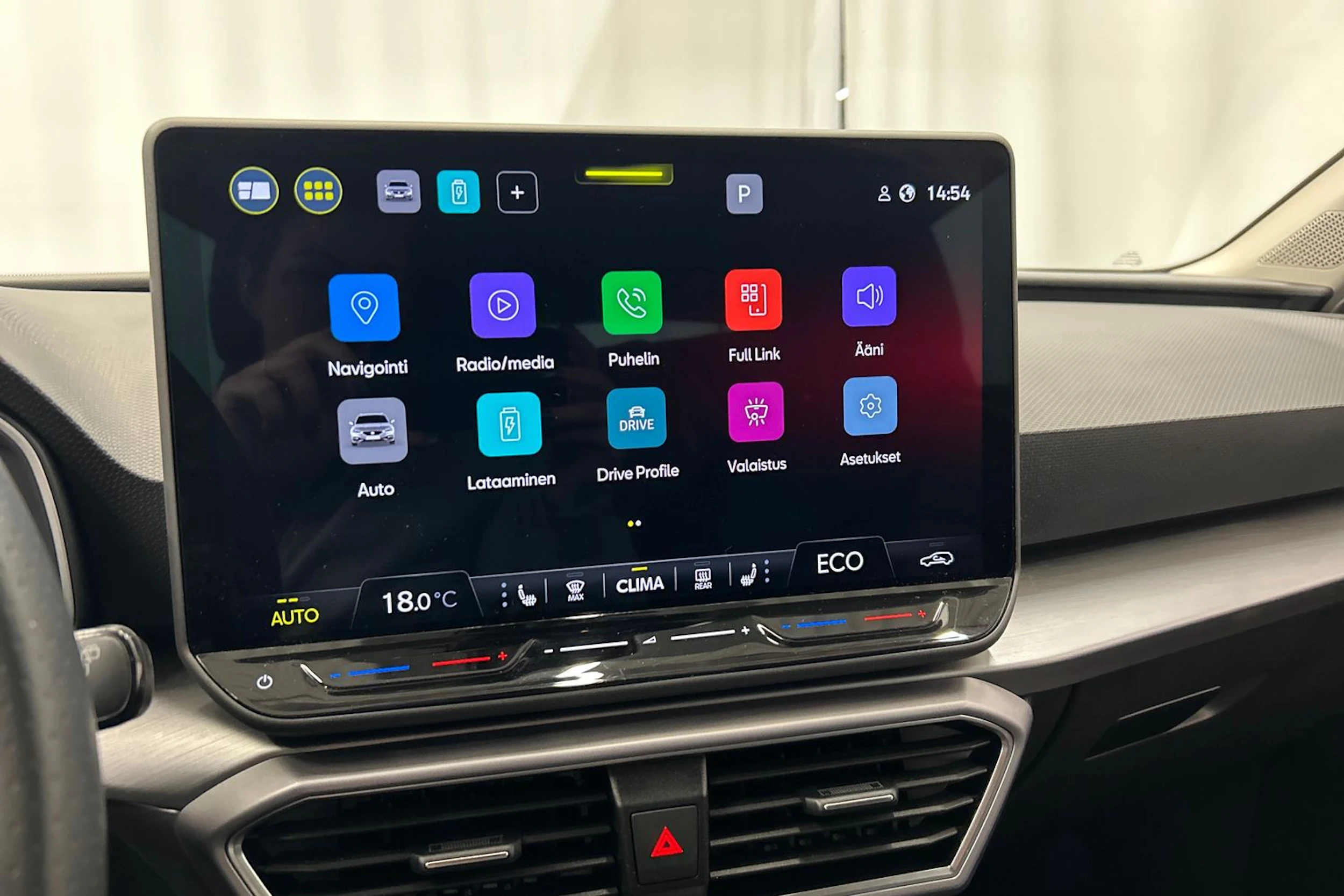 harmaa SEAT Leon Sportstourer 2025 kuva 19.