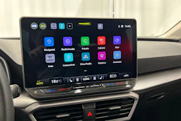 harmaa SEAT Leon Sportstourer 2025 kuva 19.