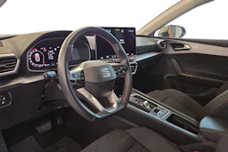 Valkoinen SEAT Leon Sportstourer 2025 kuva 6.