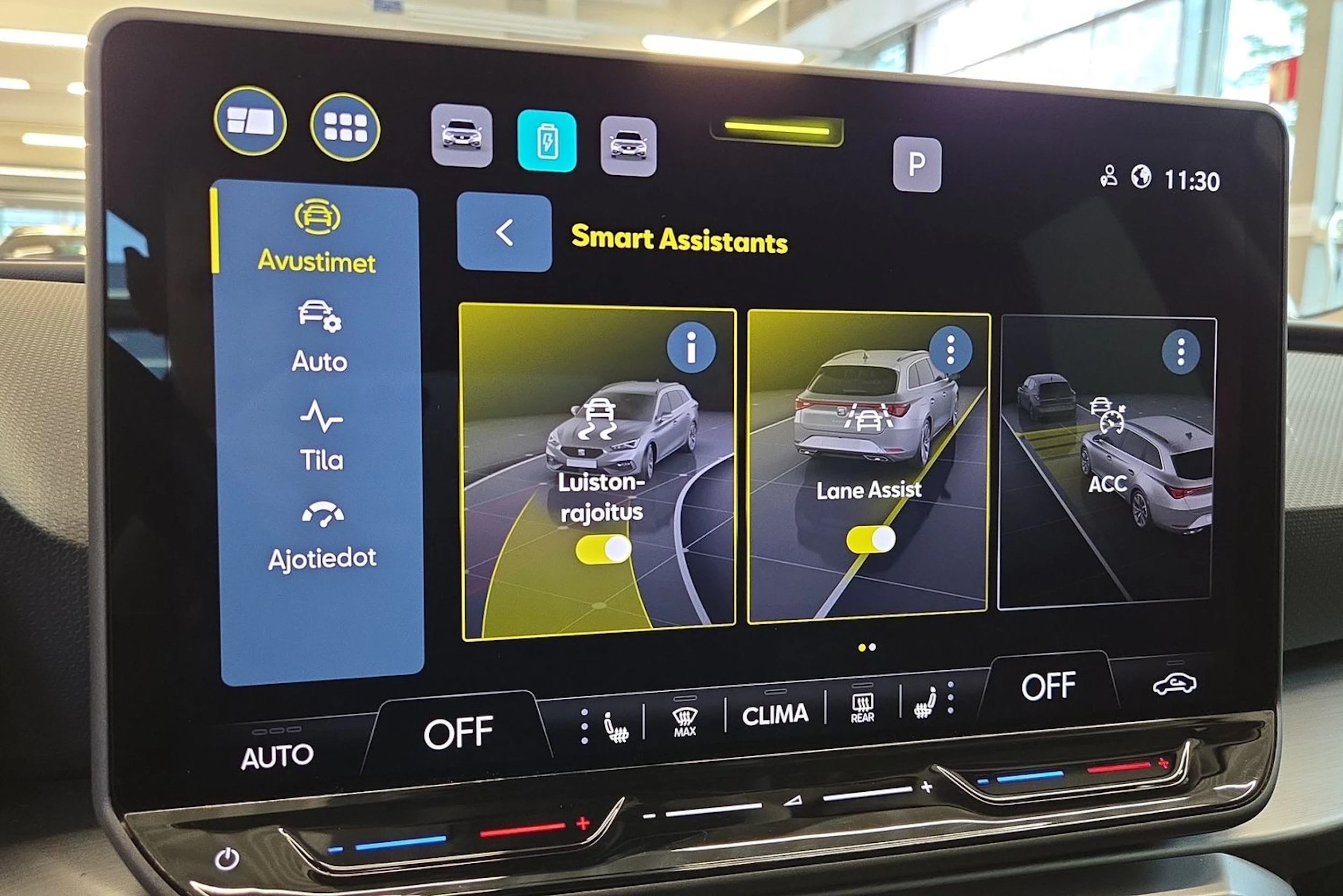 Valkoinen SEAT Leon Sportstourer 2025 kuva 15.