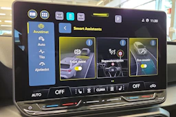 Valkoinen SEAT Leon Sportstourer 2025 kuva 16.