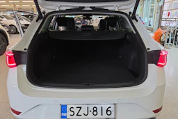 Valkoinen SEAT Leon Sportstourer 2025 kuva 20.