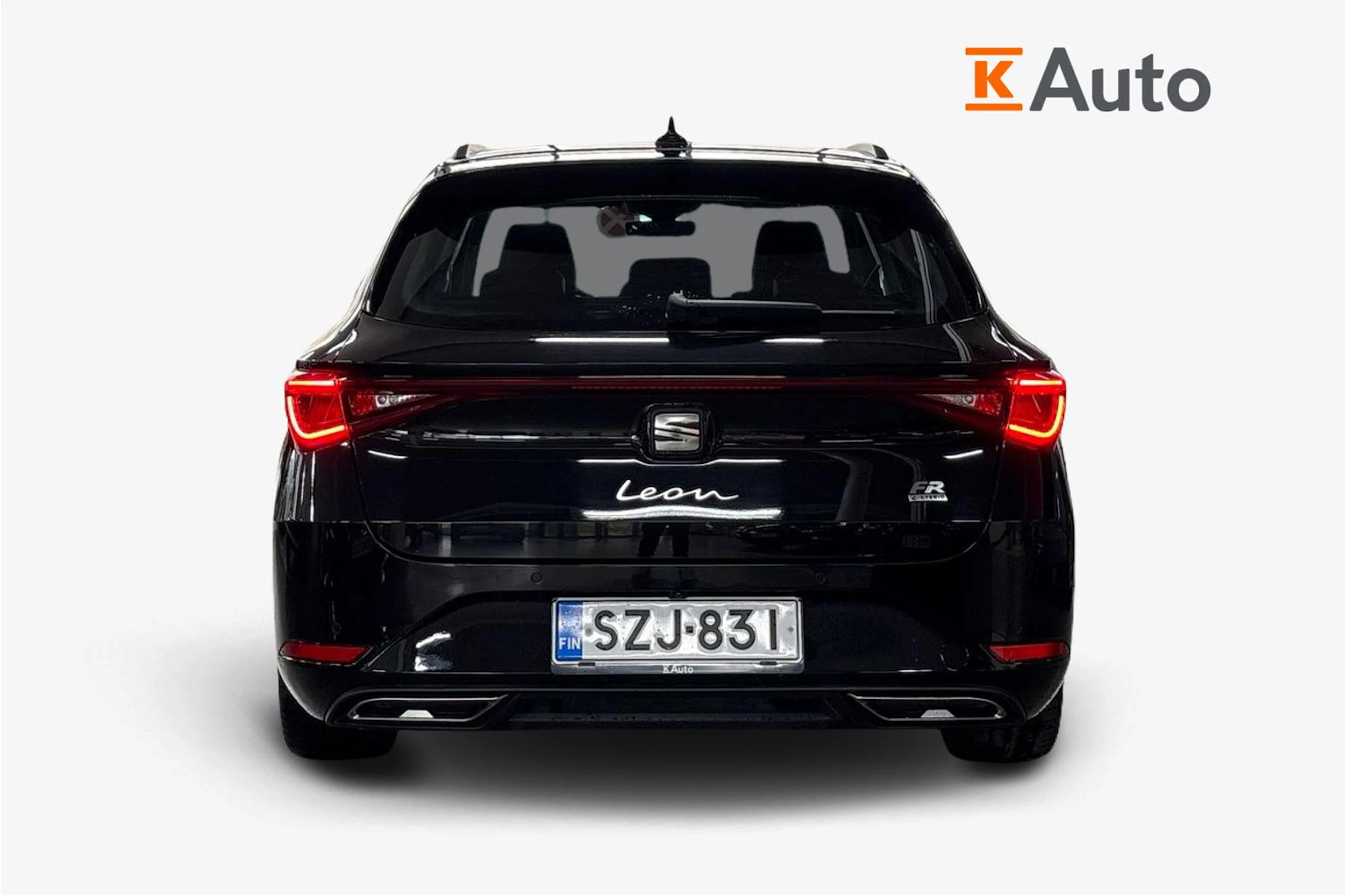 musta SEAT Leon Sportstourer 2025 kuva 3.