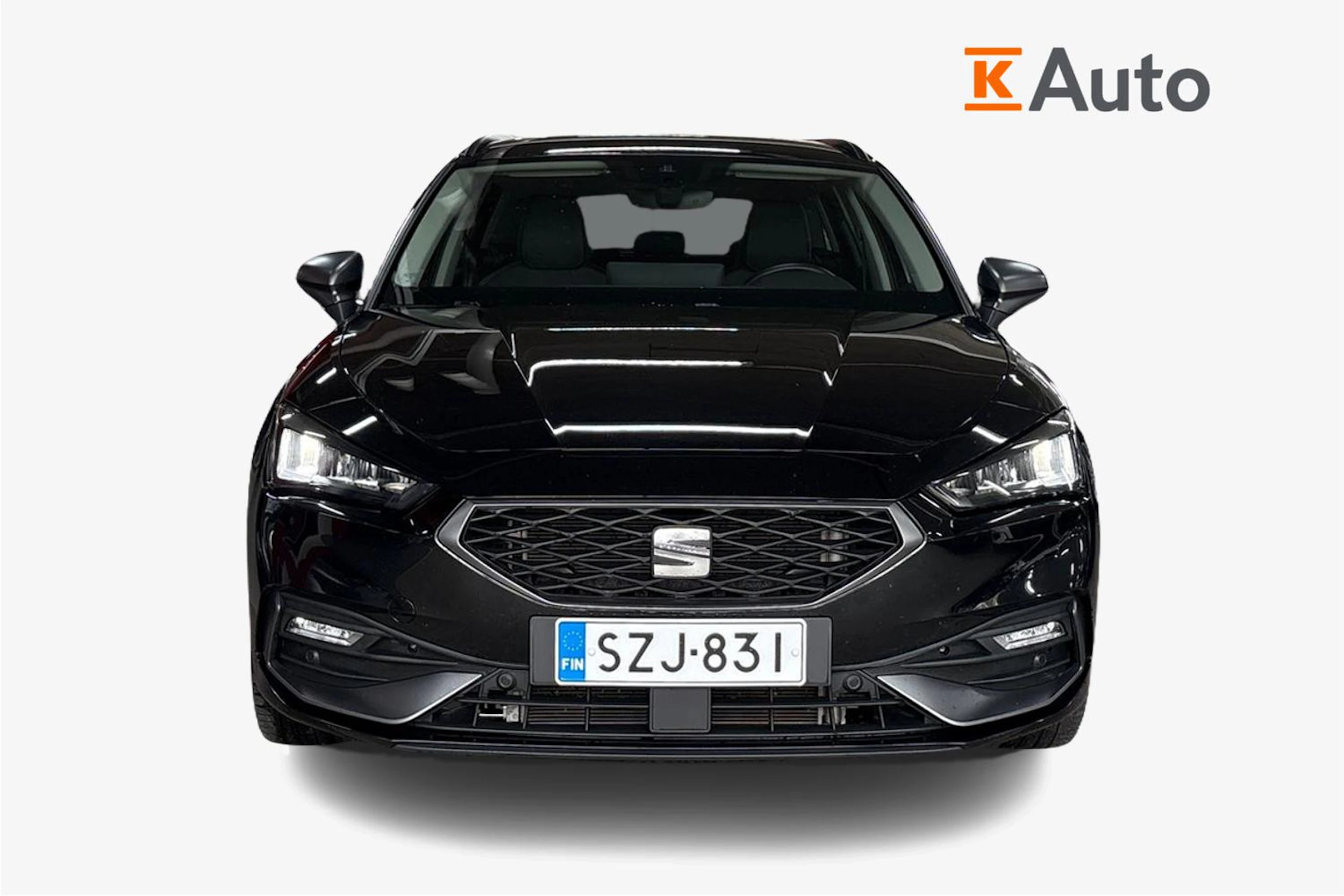 musta SEAT Leon Sportstourer 2025 kuva 4.