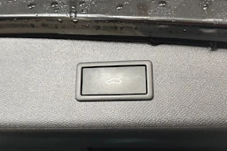musta SEAT Leon Sportstourer 2025 kuva 25.