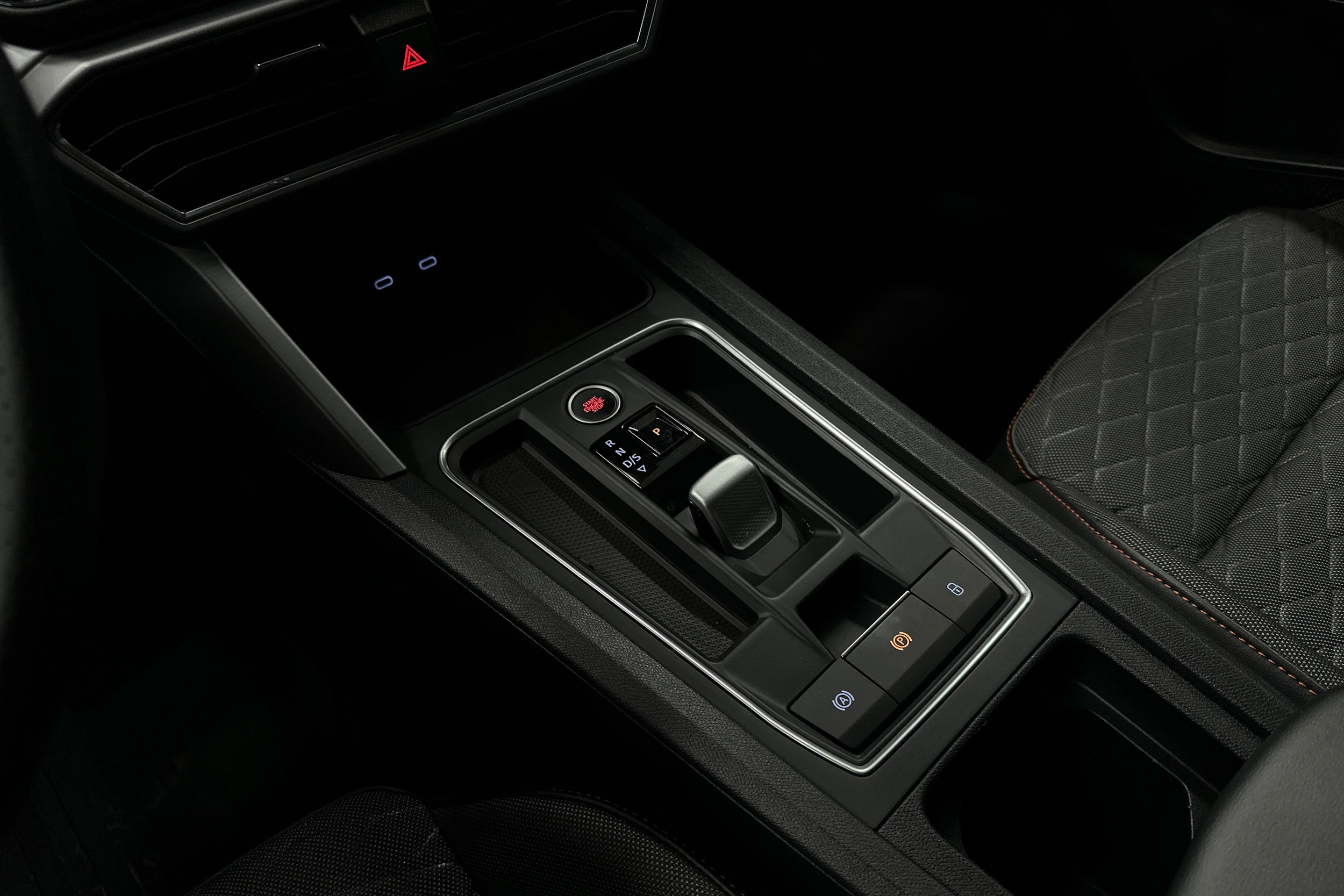 harmaa SEAT Leon Sportstourer 2025 kuva 34.