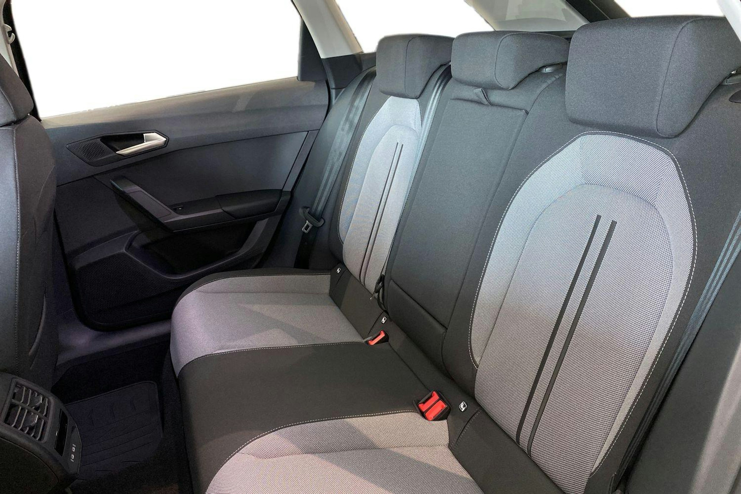 harmaa SEAT Leon Sportstourer 2025 kuva 8.