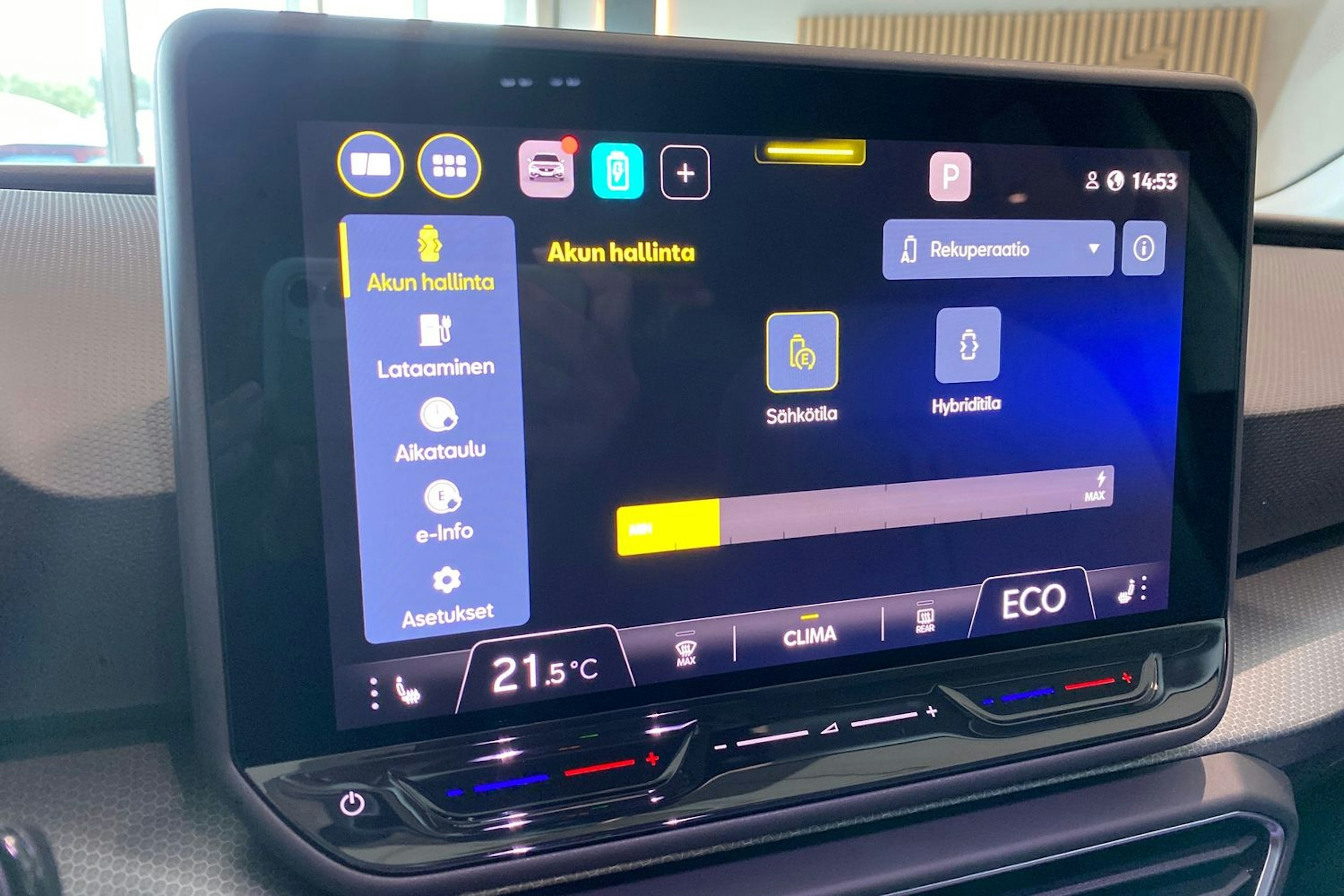 harmaa SEAT Leon Sportstourer 2025 kuva 16.